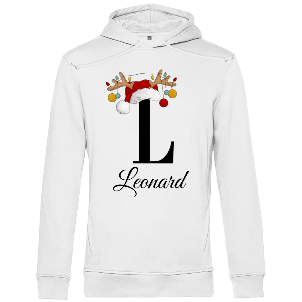 Ein weißer Hoodie mit einem weihnachtlichen Design, das den Buchstaben "L" zeigt. Der Buchstabe ist in schwarz gehalten und mit einem Weihnachtsmann-Hut sowie Rentiergeweihen verziert, an denen bunte Kugeln hängen. Unter dem Buchstaben ist der personalisierte Name "Leonard" in eleganter, geschwungener Schrift zu sehen. Der Hoodie strahlt eine festliche und personalisierte Stimmung aus und eignet sich perfekt für die Winter- und Weihnachtszeit.