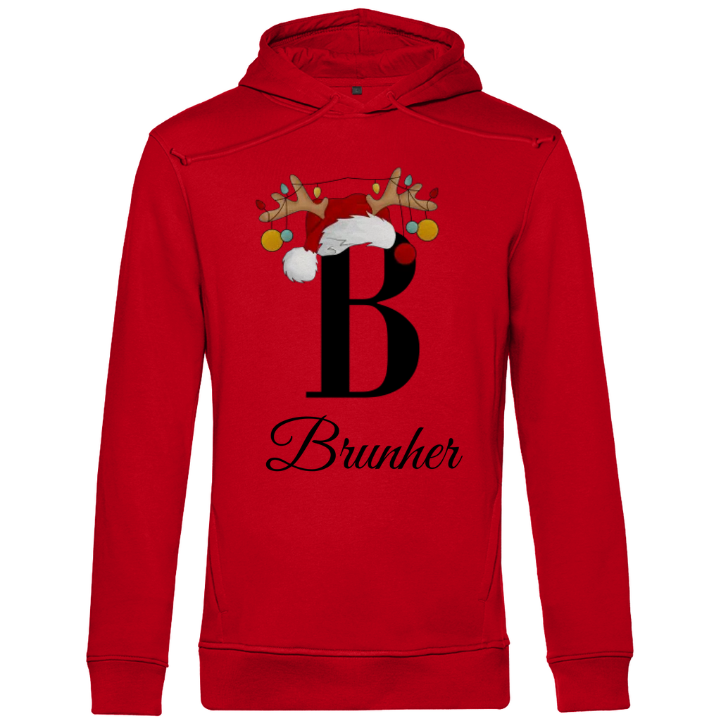 Ein roter Hoodie mit einem weihnachtlichen Design. Im Zentrum steht ein großer schwarzer Buchstabe "B", der oben mit einem Weihnachtsmann-Hut und Rentiergeweihen geschmückt ist, an denen bunte Christbaumkugeln hängen. Unter dem Buchstaben steht der personalisierte Name "Brunher" in eleganter, geschwungener Schrift. Das Design bringt eine festliche Stimmung und lässt sich individuell mit einem Namen anpassen.