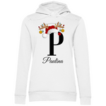 Das Bild zeigt einen weißen Hoodie mit einem personalisierten, weihnachtlichen Design. Im Mittelpunkt des Designs steht der Buchstabe "P", geschmückt mit einem Rentiergeweih, einem Weihnachtsmann-Hut und bunten Kugeln, die eine festliche Stimmung verbreiten. Unterhalb des Buchstabens ist der Name "Paulina" in einer eleganten, geschwungenen Schrift abgebildet. Der Hoodie vereint weihnachtliche Elemente mit einer individuellen Note und eignet sich perfekt als persönliches Weihnachtsgeschenk.